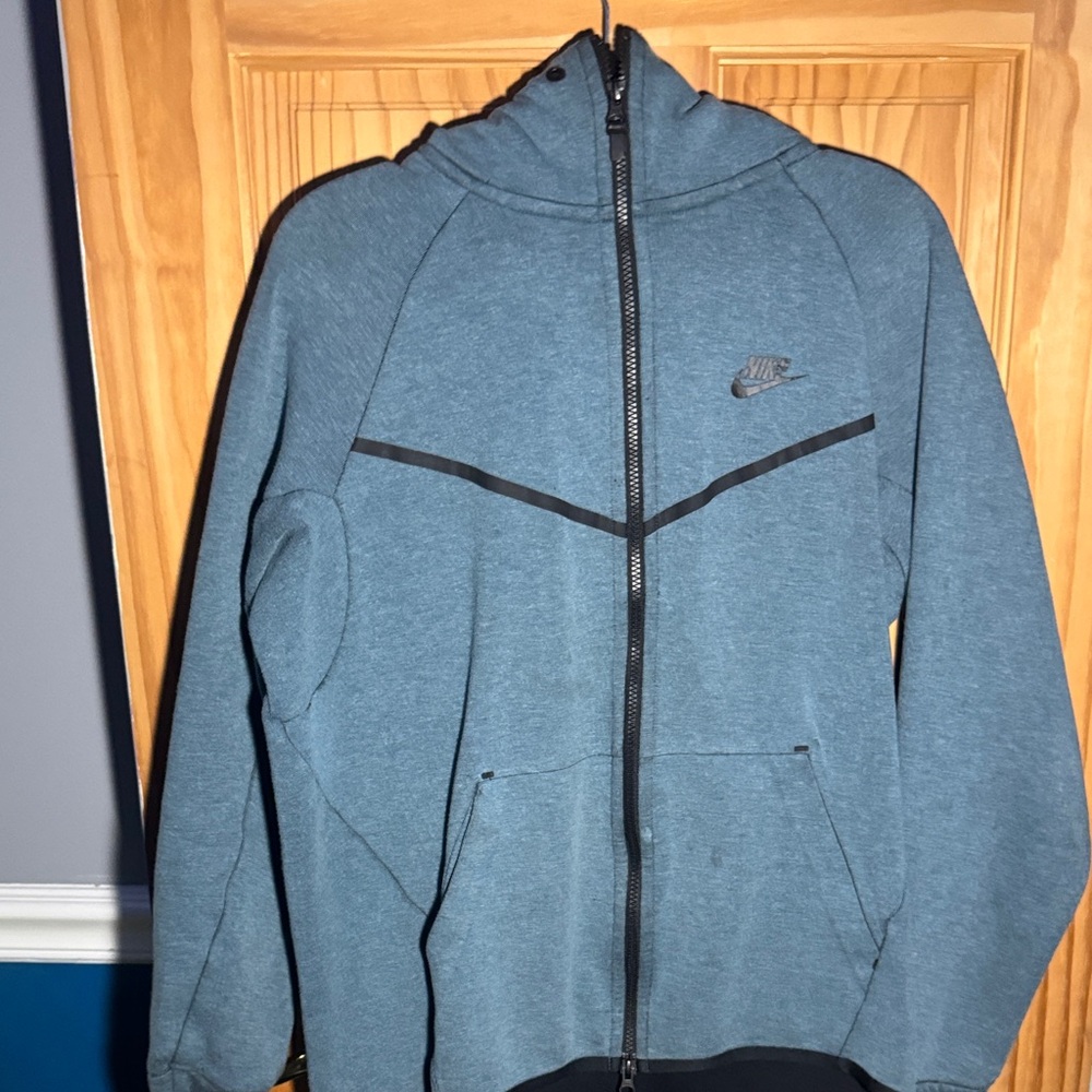 Nike Men's Teal and Black Full-Zip Jacket